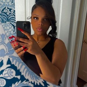 Meet your Posher, Tamia